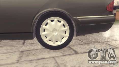 Mercedes-Benz E320 Funeral Hearse para GTA San Andreas