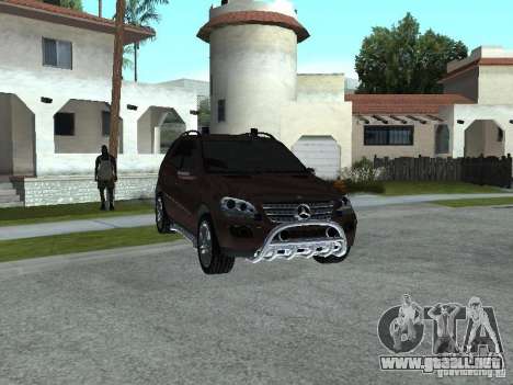 Mercedes-Benz ML500 para GTA San Andreas