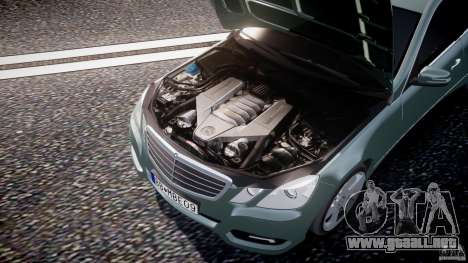 Mercedes-Benz E63 2010 AMG v.1.0 para GTA 4