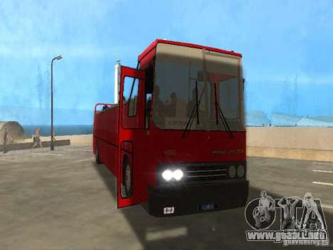 IKARUS 250 convertible para GTA San Andreas