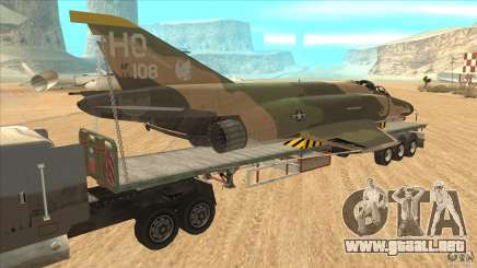 Flatbed trailer with dismantled F-4E Phantom para GTA San Andreas