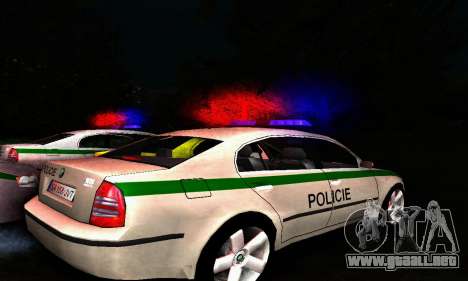 Skoda Superb POLICIE para GTA San Andreas