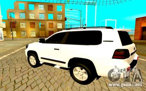 Toyota Land Cruiser 200 para GTA San Andreas