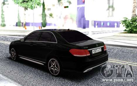 Mercedes-Benz W212 para GTA San Andreas