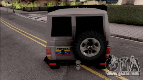 Toyota Land Cruiser 4x4 Off-Road para GTA San Andreas