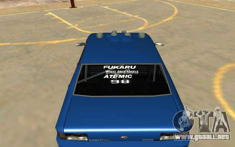 Karin Sultan RS Con las Insignias, el PJ y Extra para GTA San Andreas