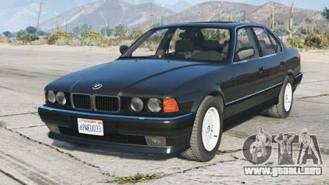 BMW 735i (E32)